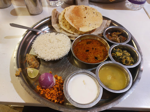 Ajinkya AC Veg Restaurant and Lodging