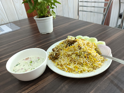 MR Restaurant Veg & Non Veg