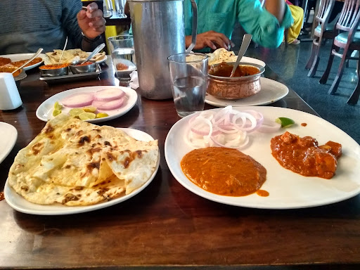 Zorba Restaurant - Pure Veg Punjabi & Chinese, Restaurant