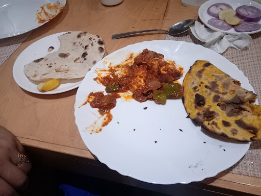 KESAR Veg Restaurant And Cafe