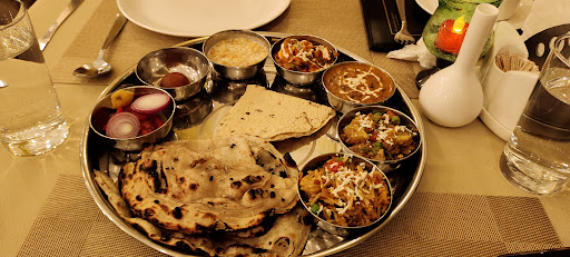 𝗞𝗮𝗻𝗵𝗮 𝗦𝗵𝗿𝗲𝗲 𝗥𝗲𝘀𝘁𝗿𝗮 -Best Family Restaurant in Ajmer |Best Vegetarian Restaurant in Ajmer