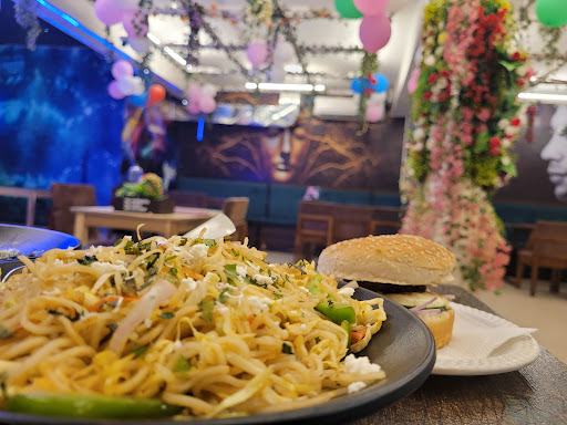 Divine Cafe & Party Lounge