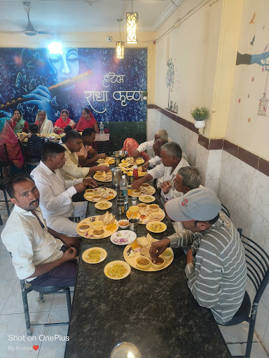 Radha Krushna Restaurant (Veg & Nonveg)