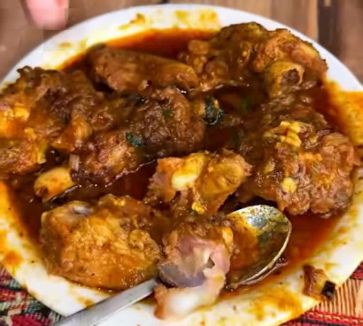 Maas Bhaat Restro & Cafe