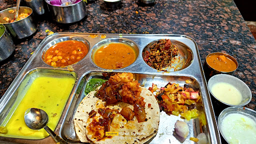 BHAGAWATI MOHANS BHOJANALAYA (FORMER - SREE MOHAN BHOJANALAYA )(NORTH INDIAN RESTAURANT) (PURE VEG)